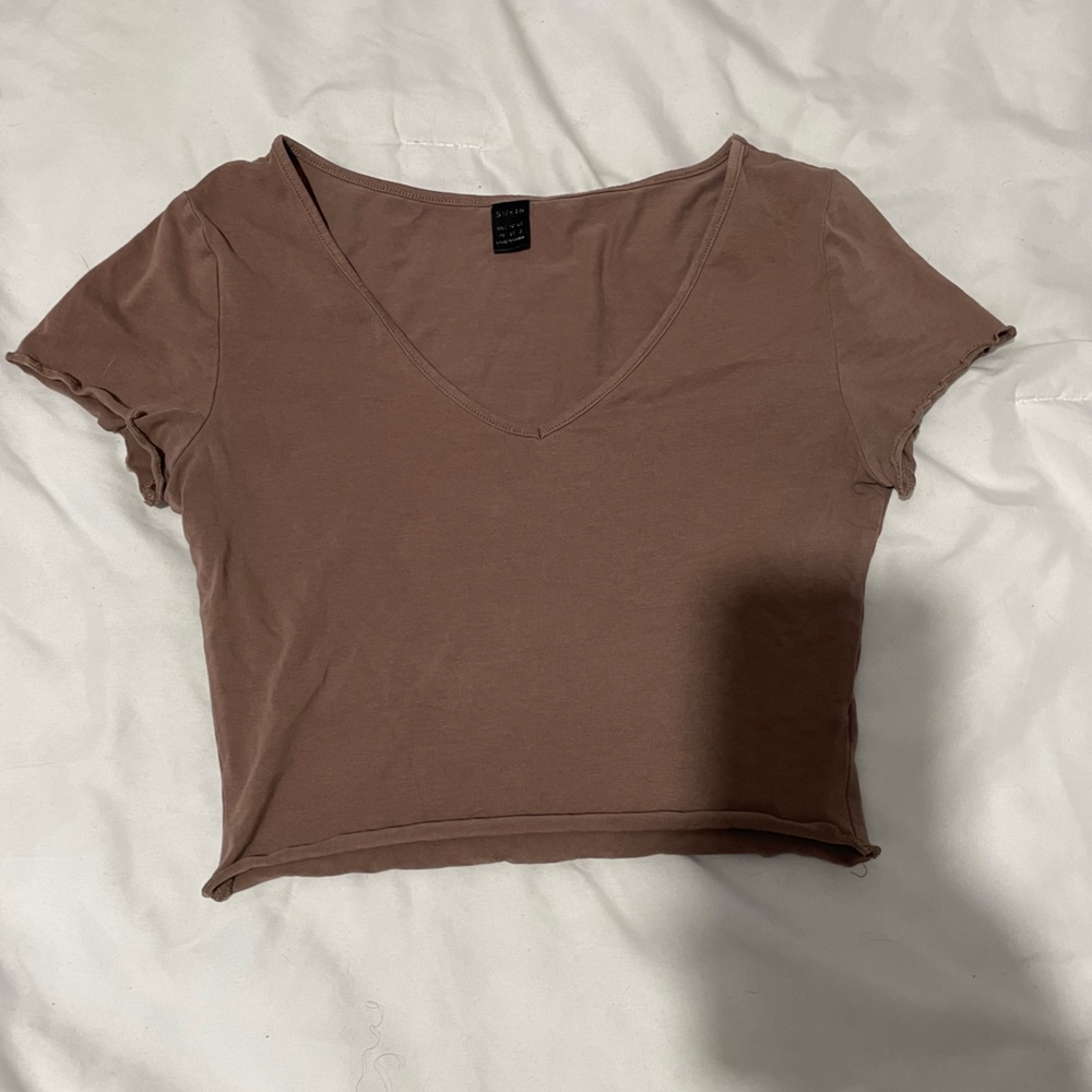women’s crop top